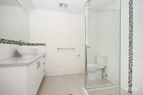 Property photo of 1/40 Depper Street St Lucia QLD 4067