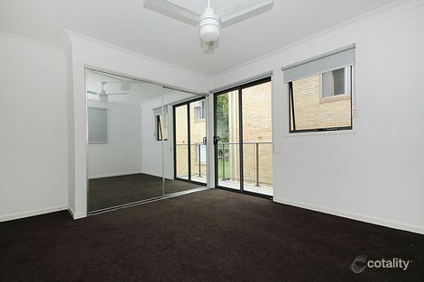 Property photo of 1/40 Depper Street St Lucia QLD 4067