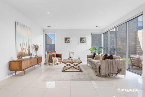Property photo of 3 Sabina Park Drive Mulgrave VIC 3170