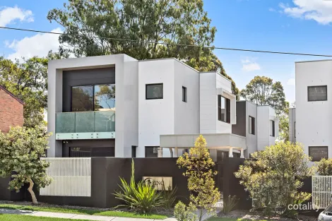 Property photo of 4/17 Dernancourt Avenue Engadine NSW 2233