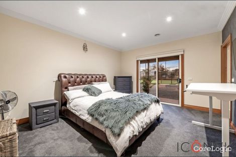 Property photo of 12 Kismet Road Sunbury VIC 3429