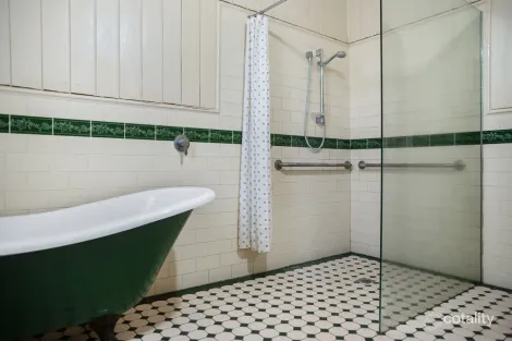 Property photo of 38 William Street Junee NSW 2663