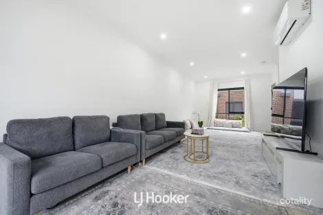 Property photo of 3 Tangerine Close Dandenong VIC 3175