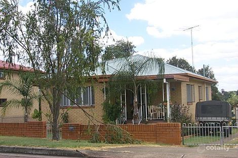 11 Grange Rd, Newtown, QLD 4305