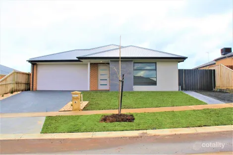 17 Hampton Dr, Warragul, VIC 3820