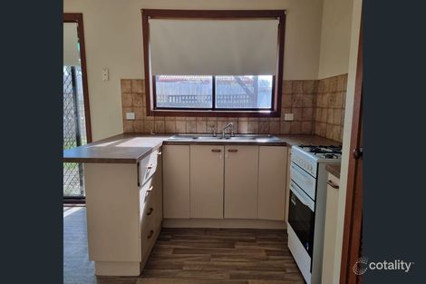 Property photo of 2/2 Perkins Avenue Hoppers Crossing VIC 3029