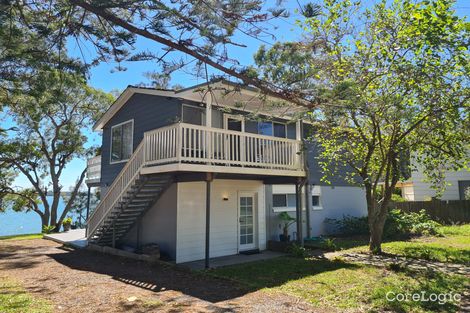 1 Caswell Cres, Tanilba Bay, NSW 2319