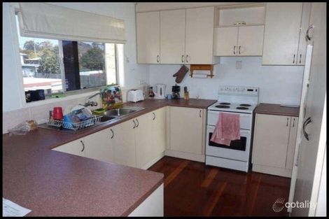 Property photo of 32 Chaucer Parade Strathpine QLD 4500