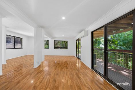 Property photo of 9 Bindoon Close Elanora QLD 4221