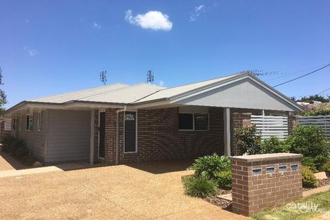 296 North St, Rockville, QLD 4350