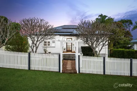 2 Margaret St, Booval, QLD 4304