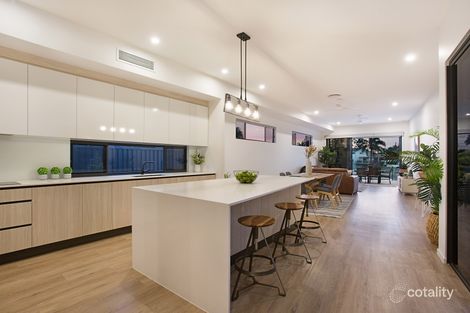 Property photo of 2/1 Helen Court Broadbeach Waters QLD 4218