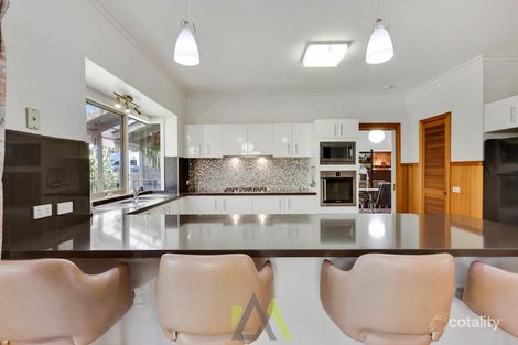 Property photo of 18 Bartlett Street Frankston South VIC 3199