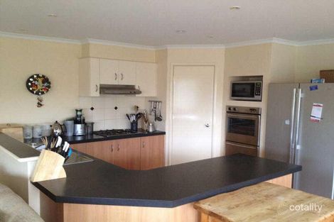 Property photo of 34 Weber Drive Mornington VIC 3931