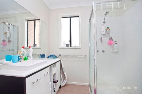 Property photo of 10 Sherrington Grange Derrimut VIC 3026