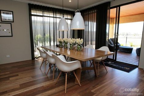 Property photo of 27 Aldercress Approach Dunsborough WA 6281