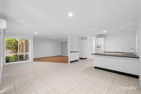 Property photo of 81 Welling Drive Narellan Vale NSW 2567