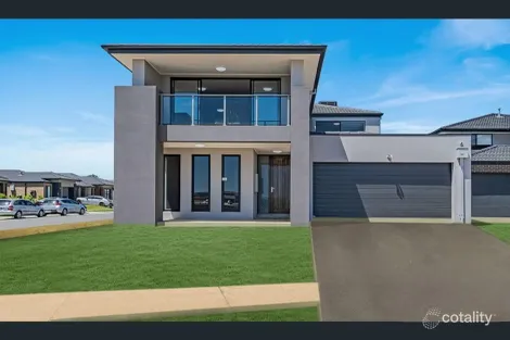 34 Salamanca Dr, Clyde North, VIC 3978