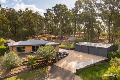 Property photo of 19 Lascelles Court Chuwar QLD 4306