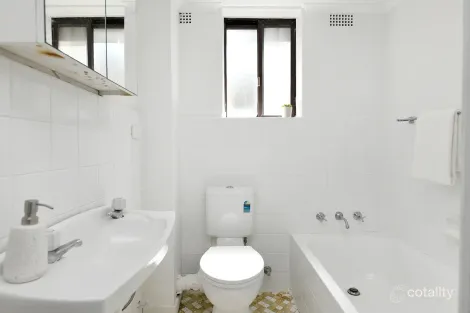 Property photo of 7/41 Henley Road Homebush West NSW 2140