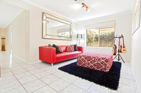 Property photo of 14 Skain Place Horningsea Park NSW 2171