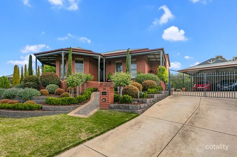 Property photo of 16 Stringybark Court Strathdale VIC 3550