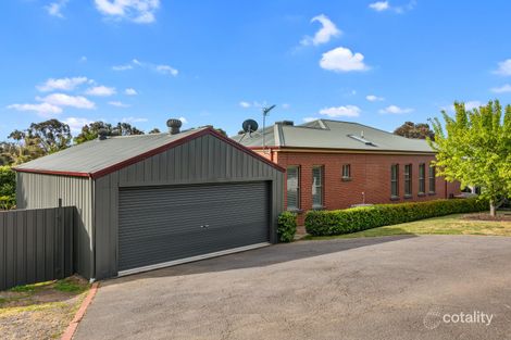 Property photo of 16 Stringybark Court Strathdale VIC 3550
