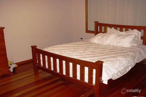 Property photo of 230 Paterson Road Bolwarra Heights NSW 2320