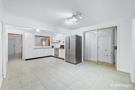 Property photo of 2 Ferdinand Place Rosemeadow NSW 2560