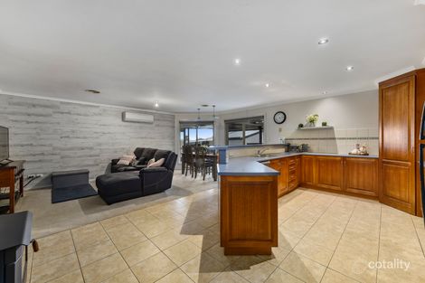 Property photo of 8 Tallarook Court Mount Gambier SA 5290