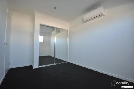 Property photo of 2/33 Pascoe Street Pascoe Vale VIC 3044