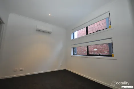 Property photo of 2/33 Pascoe Street Pascoe Vale VIC 3044