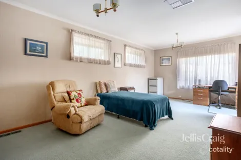 Property photo of 4 Carisbrook Crescent Lower Plenty VIC 3093