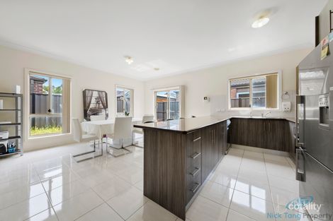 Property photo of 9 Breasley Parkway Point Cook VIC 3030