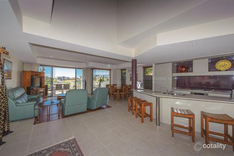 Property photo of 2/2 McInherney Close Port Macquarie NSW 2444