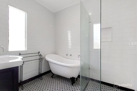 Property photo of 3 Perry Lane Southside QLD 4570