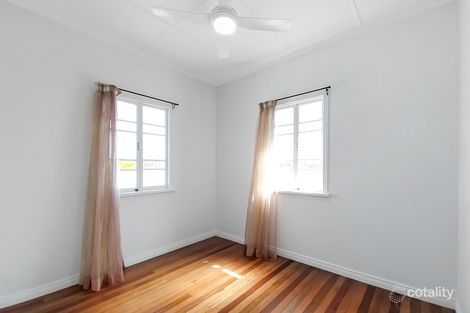 Property photo of 3 Perry Lane Southside QLD 4570