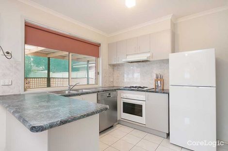 Property photo of 8 Waterford Avenue Craigieburn VIC 3064