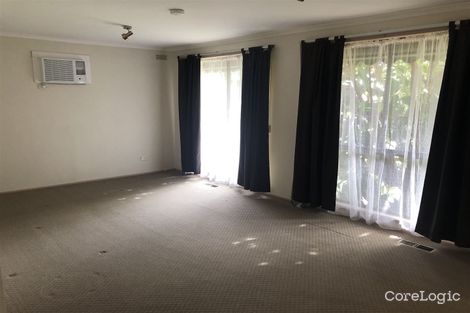 Property photo of 8 Highton Close Hampton Park VIC 3976