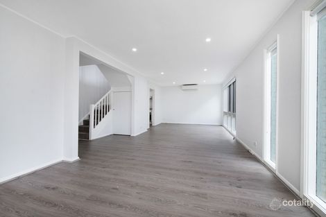 Property photo of 28 Gowlland Parade Panania NSW 2213