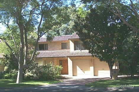 8 Nisbet Rd, Applecross, WA 6153