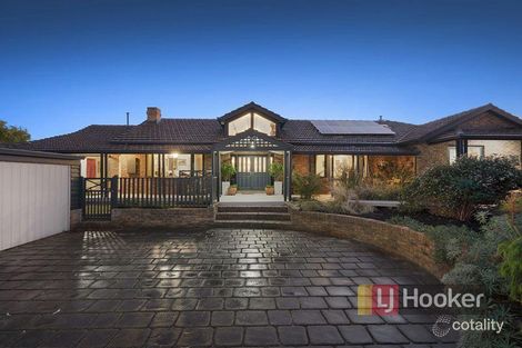 Property photo of 5 Glenelg Court Rowville VIC 3178