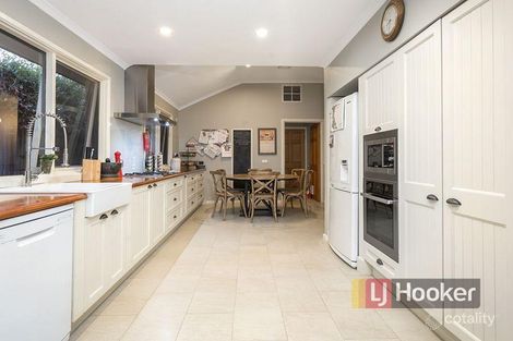 Property photo of 5 Glenelg Court Rowville VIC 3178