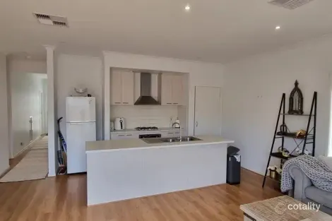 Property photo of 14 Becontree Grove Werribee VIC 3030