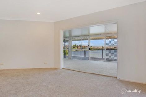 Property photo of 33 Martinique Way Clear Island Waters QLD 4226