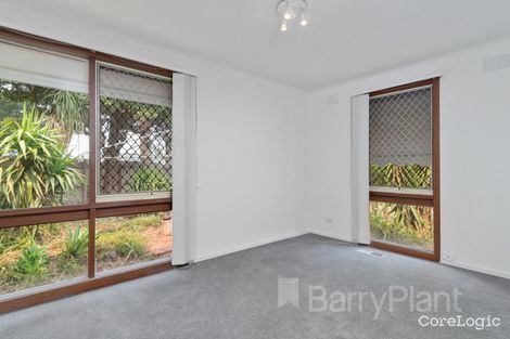 Property photo of 4 The Close Scoresby VIC 3179
