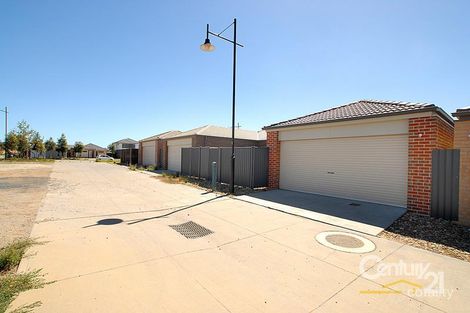Property photo of 5 Ardor Avenue Cranbourne North VIC 3977