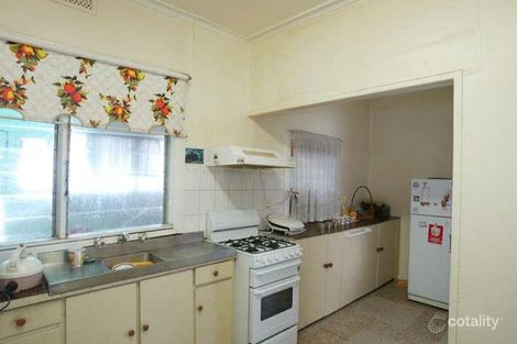 Property photo of 9 Mascoma Street Strathmore VIC 3041