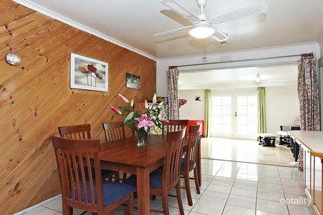 Property photo of 1/37 Moffatt Crescent Hoppers Crossing VIC 3029