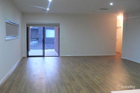 Property photo of 22 Risdon Chase Wollert VIC 3750